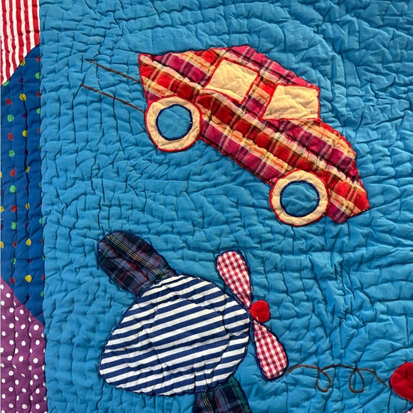 Toddler/Baby Quilt — only used one - Picture 3 of 8